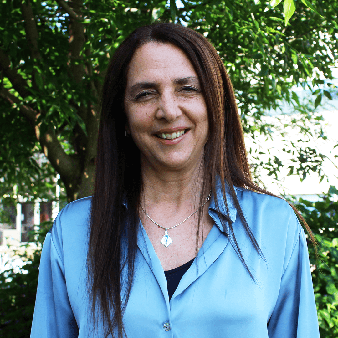 Karina Bahim consejo de dirección de la Escuela de Educación