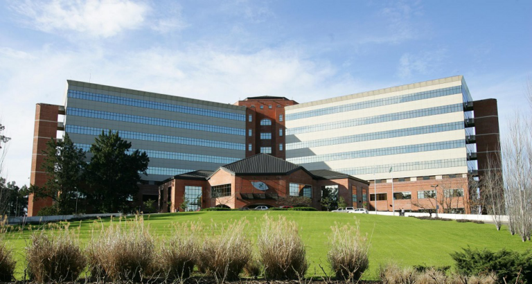 Hospital_Universitario_Austral_frente