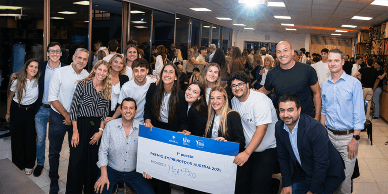 Grupal - Premio Emprendedor 3