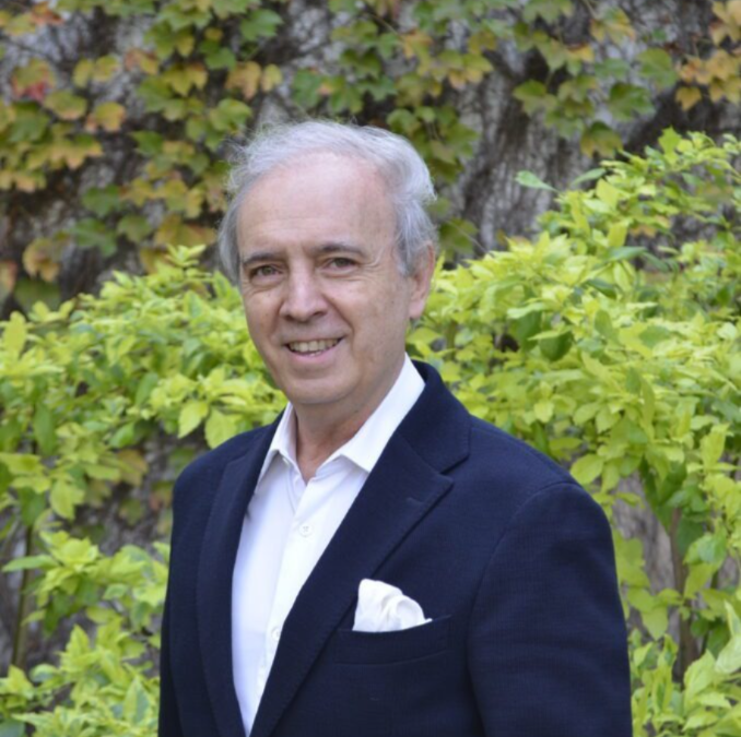 Dr. Alberto Romano