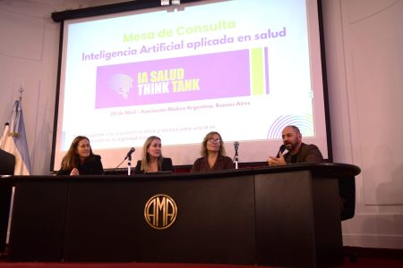 Think Tank de Inteligencia Artificial (IA) en Salud en la sede de la Asociación Médica Argentina (AMA).