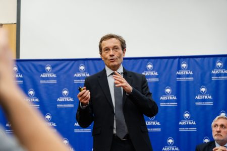 Foto destacada_Presentación Gustavo Beliz